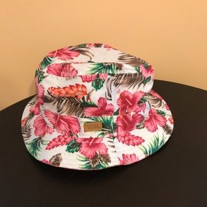 Vans floral bucket hat
